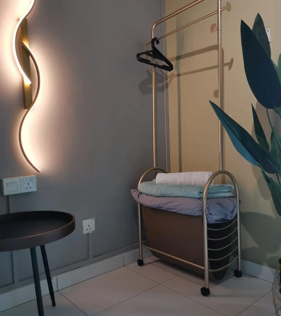 Cozy Milky Home Mount Austin Jb 5 Pax Johor Bahru 0*,