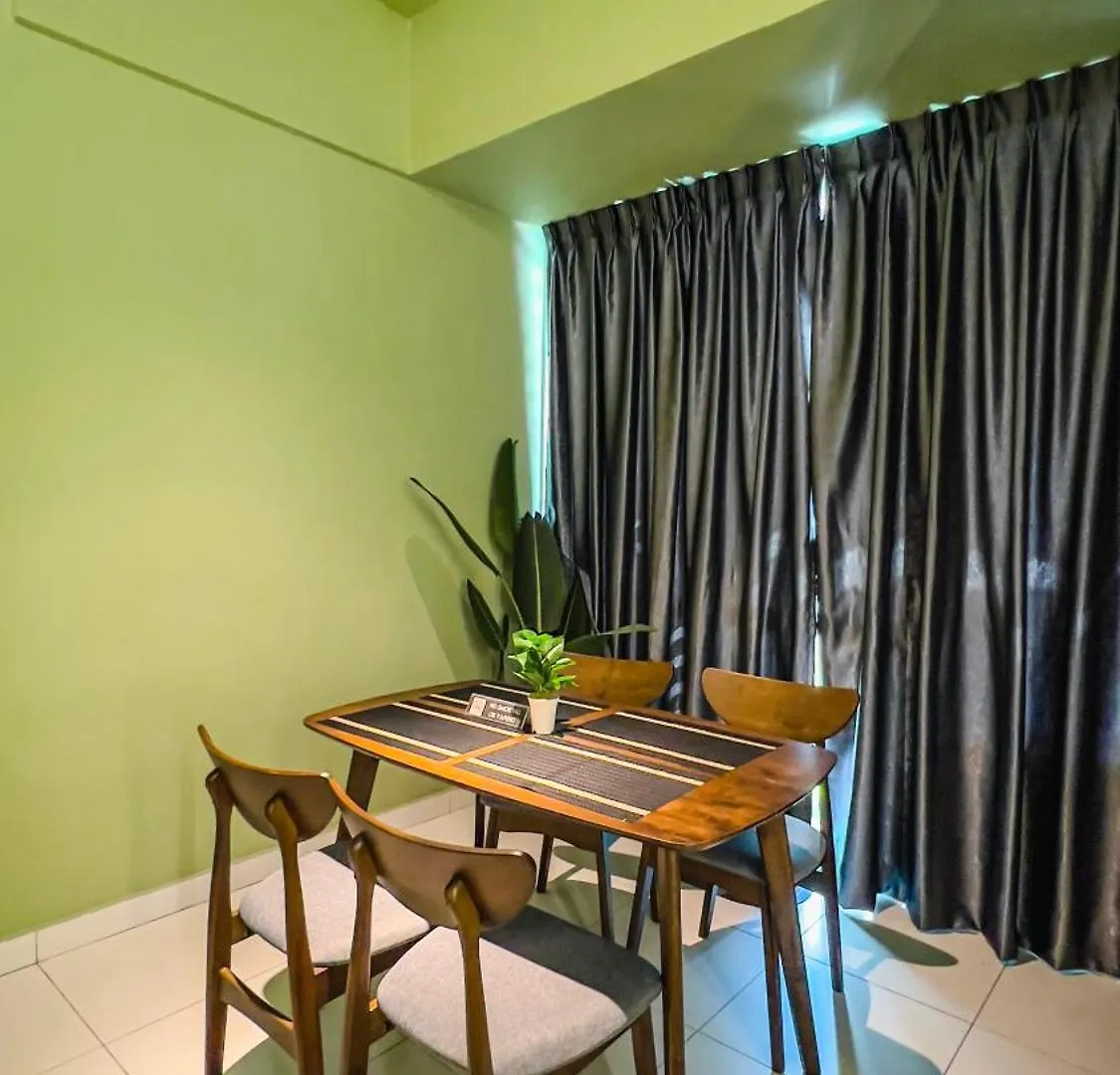 Cozy Milky Home Mount Austin Jb 5 Pax Johor Bahru 0*,