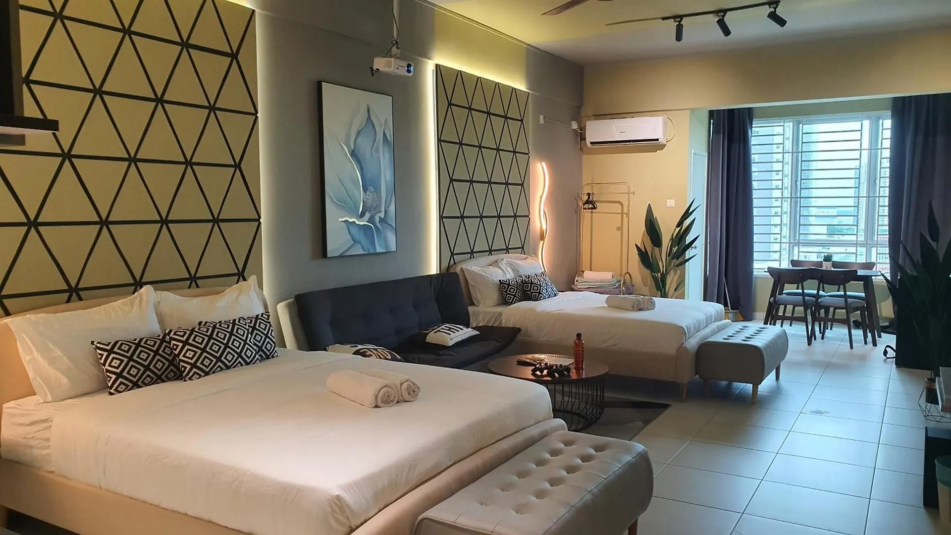 Apartment Cozy Milky Home Mount Austin Jb 5 Pax Johor Bahru