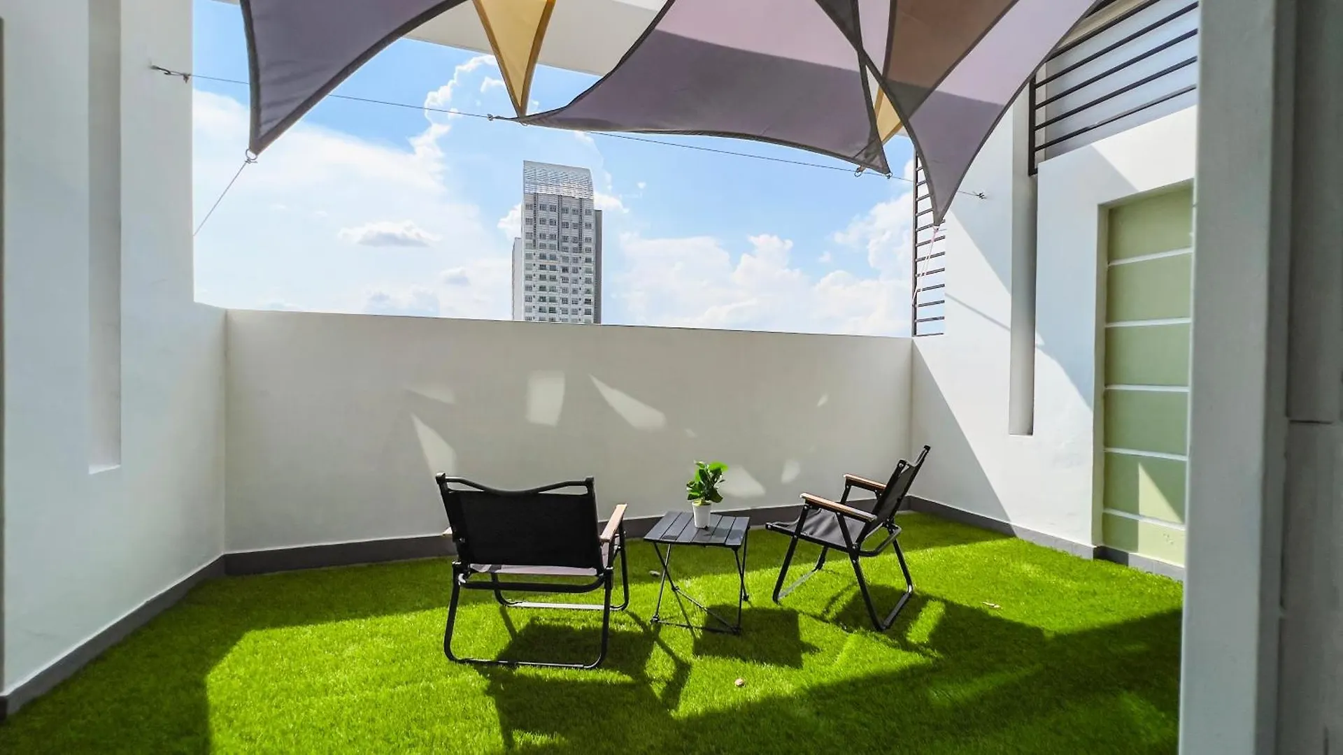 Cozy Milky Home Mount Austin Jb 5 Pax Johor Bahru 0*,