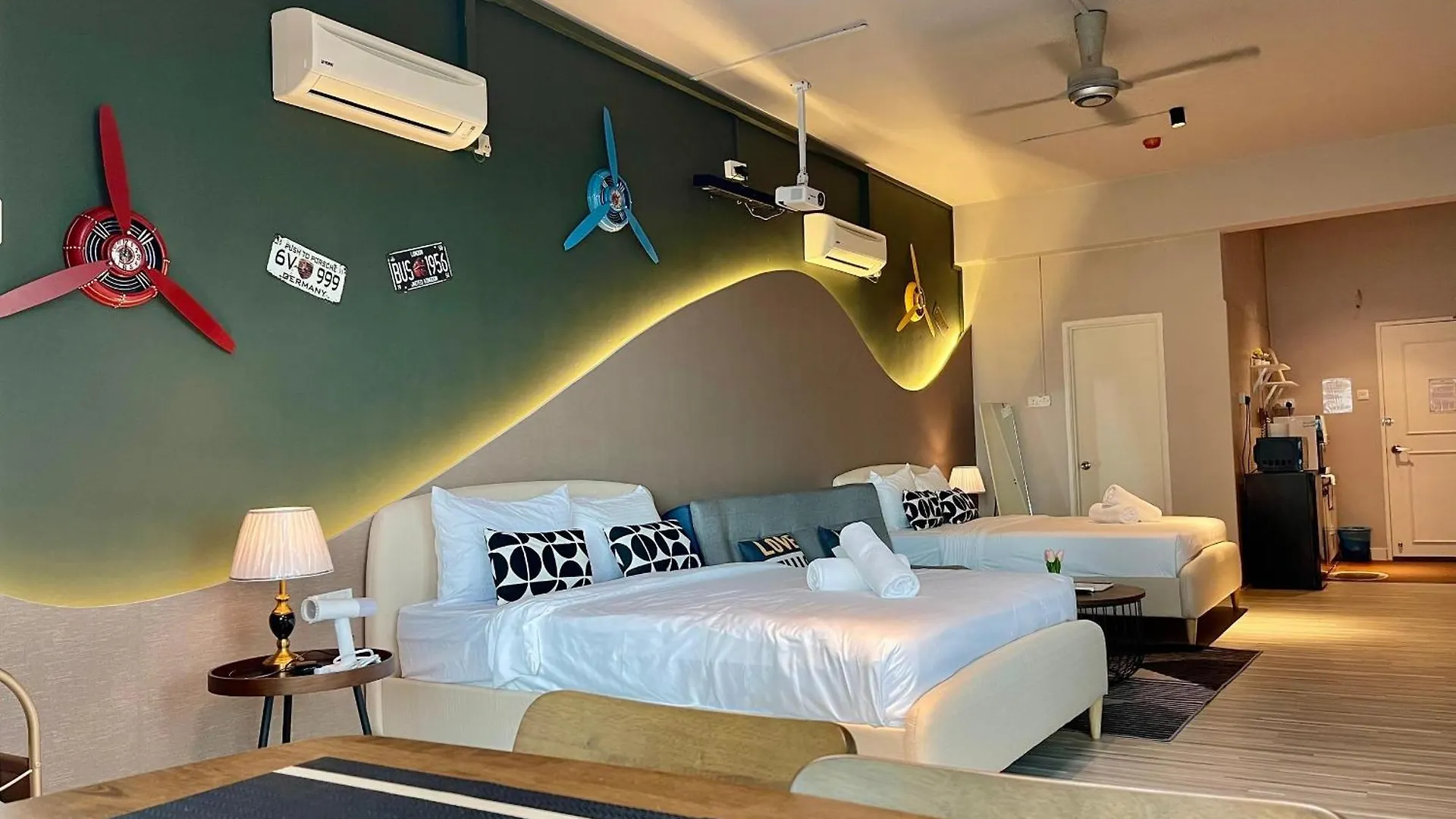 Cozy Milky Home Mount Austin Jb 5 Pax Johor Bahru 0*,  Malaysia