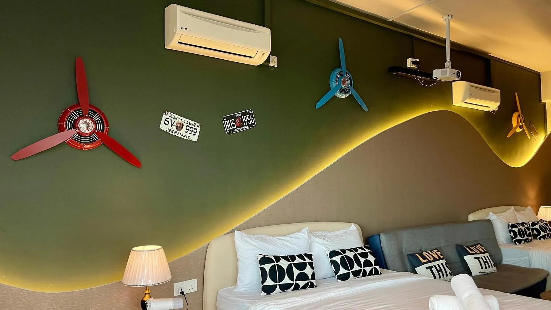 Cozy Milky Home Mount Austin Jb 5 Pax Johor Bahru Apartment