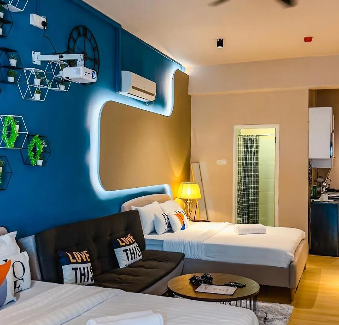 Cozy Milky Home Mount Austin Jb 5 Pax Johor Bahru